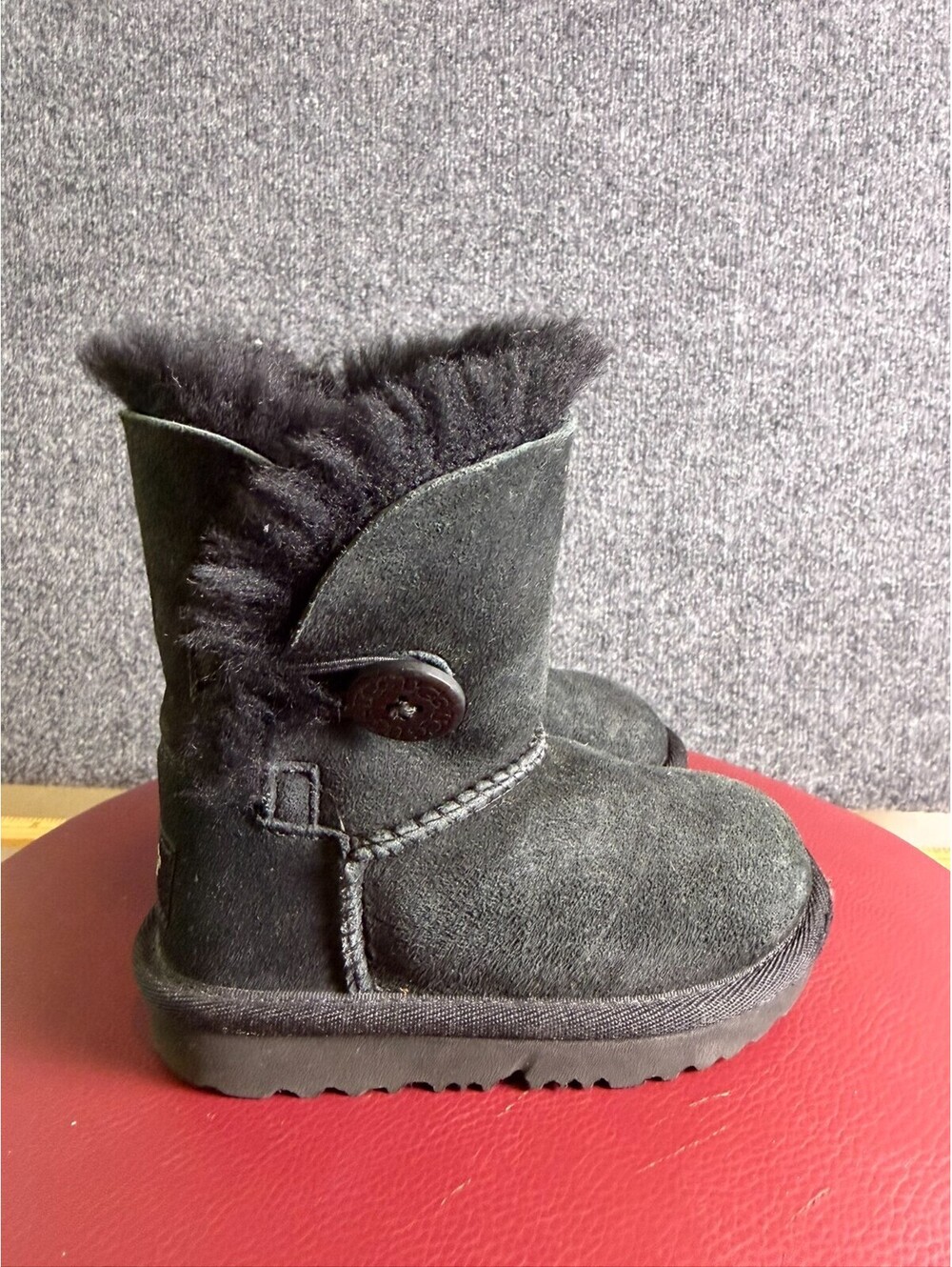 UGG Bailey Button II Black Suede Shearling Boots Toddler Size 7 1017400T
